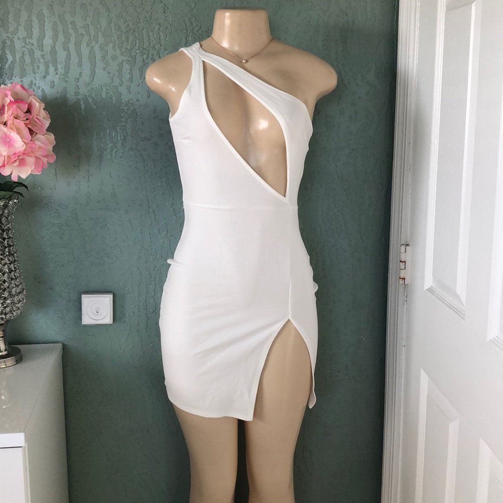 White One Shoulder Split Dress